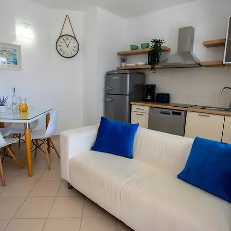 La Dolce Vita-trogir فيلة *