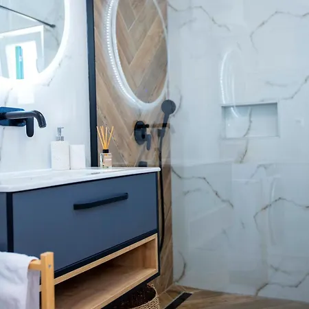 La Dolce Vita-trogir فيلة *