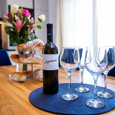 La Dolce Vita-trogir فيلة