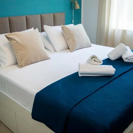 La Dolce Vita-trogir *