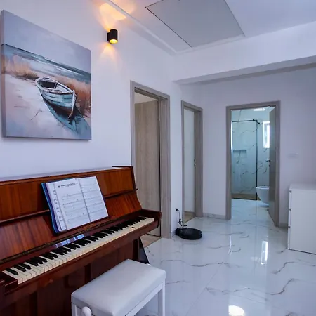 La Dolce Vita-trogir *