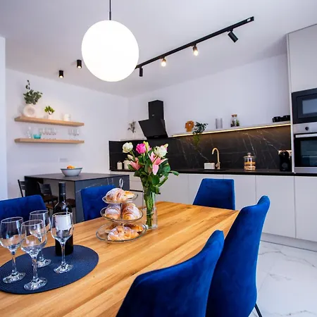 La Dolce Vita-trogir