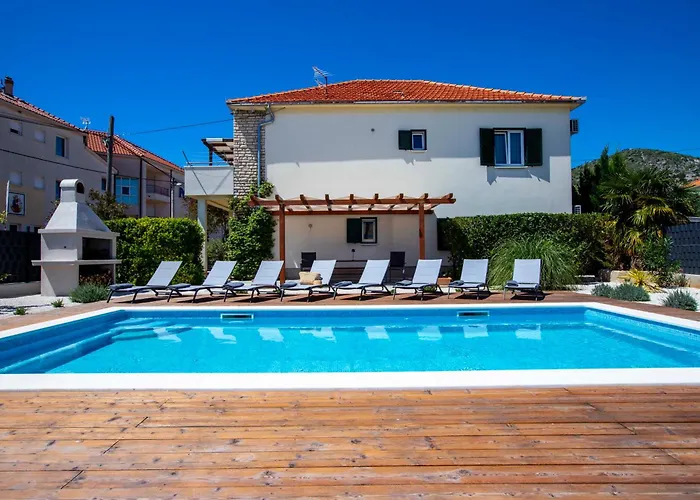 La Dolce Vita-trogir Vila *