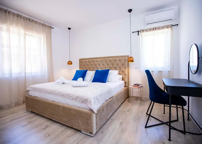 La Dolce Vita-trogir Vila Trogir